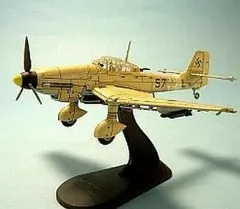 限定値下　1/18 ドイツ空軍　スツーカ Ju 87 完成品　中古 Yahoo!オークション -「ju 87」(完成品) (航空機)の落札相場