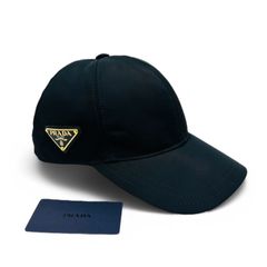 新品 PRADA Re Nylon トライアングル ロゴ ナイロン キャップ ゴールド プラダ