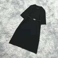 【美品】ひざ丈ワンピース  七分袖  フロントボタン  ウエストベルト  (F)  冠婚葬祭  上品  レディース  黒系  ブラック【送料無料】