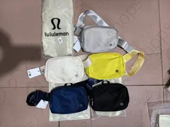 2025年最新】lululemon ルルレモン ポーチの人気アイテム - メルカリ