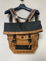 MCM バッグパック リュック　サイドスタッズ　ブラック　スモール Medium Stark サイドスタッズ バックパック - ヴィセトス