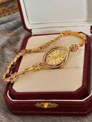 腕時計 レディース クォーツ 1個 新作 レディース腕時計 ゴールド ブレスレット、レトロ高級ヴィンテージスタイルファッション、シンプルエレガント、軽量ラグジュアリー、エレガントで万能、レディース クォーツ腕時計、