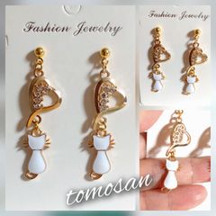 白猫とハートピアス（イヤリング他無料変更可能）