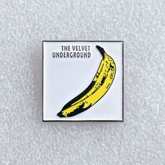 THE VELVET UNDERGROUND & NICO ヴェルヴェット・アンダーグラウンド ピンバッジ