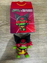 海外限定　サンリオ ×ミュータントタートルズ マクドナルド　コラボ　クロミ×ラファエロ