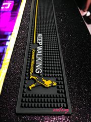 ジョニーウォーカー ブラックラベル スコッチウィスキー バーマット グラスマット バーカウンター カクテル バーテンダー ラバーマット インテリア キッチンマット 置物 ブラック ロゴマット