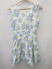 ◇ ⊂ dazzlin ダズリン 花柄　プリーツ ノースリーブ ミニ ワンピース サイズM アイボリー　ブルー レディース P  【1409250014413】のサムネイル