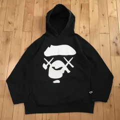 APE BAPE KAWS GALAXY シャークパーカー　宇宙　パーカー　L A BATHING APE（アベイシングエイプ）の「BAPE GALAXY SHARK