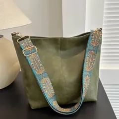 ショルダーバッグ 斜め掛け レディース 大容量 軽い 人気 おしゃれ カジュアル エスニック B5 40　ダークグリーン xzdswun