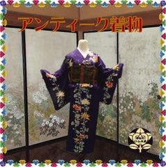 【アンティーク着物】青紫色に二色の菊花模様の着物