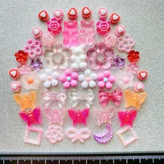 ピンク　赤　材料　素材　まとめ売り　ネイルパーツ　ハンドメイド　トレカデコ　パーツ　大量　グミベア　フラワー