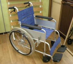 カワムラサイクル 青と紫のチェック柄 介助用車椅子 - メルカリ