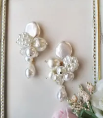 華やかなバロックパールのピアス イヤリング p24421  お呼ばれ 披露宴 華やか 前撮り 結婚式 パーティー ウエディング ブライダル フォーマル 成人式 卒業式 入学式  大人可愛
