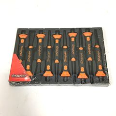 スナップオン ポンチ・タガネ 10ピース ＋ ハンマー セット - メルカリ