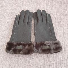 UGG グレー ファー付き冬用手袋 M/M - メルカリ