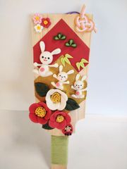 お正月飾り　干支の羽子板