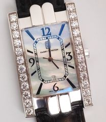 美品 HARRY WINSTON(ハリーウィンストン) アヴェニュー 31OUQW K18WG/革 QZ クォーツ レザーベルト Au750 ホワイトゴールド ダイヤベゼルのサムネイル