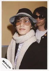 【中古】生写真(ジャニーズ) 関ジャニ∞/錦戸亮/ジャケット黒・帽子・サングラス・マフラー/公式生写真