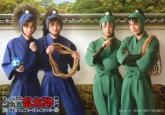 【中古】生写真(男性) 湯本健一(立花仙蔵)・渡辺和貴(潮江文次郎)・山木透(久々知兵助)・栗原大河(竹谷八左エ門)/キャラクターショット/「ミュージカル『忍たま乱太郎』第14弾 五年生!対 六年生! ～お宝を探し出せ!!～」物販購入特典ブロマイド