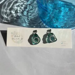 シーグラス　ネジバネイヤリング　ステンレス　水色　シルバー