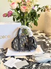 DIOR 2025年春夏新作 D-Vibe East-West ウルトラミニバッグ ? ブルーオブリーク [本日特価|新品未使用品]-MM輸入5