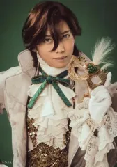 【中古】生写真(男性) 染谷俊之(レイジー)/上半身・衣装白・左手上げ・背景緑・キャラクターショット/舞台「劇団シャイニング from うたの☆プリンスさまっ♪『マスカレイドミラージュ』」ブロマイドセットA