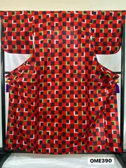 【着物】ウール着物　幾何学模様　単衣　市松模様　赤地　着物　和装　OME390