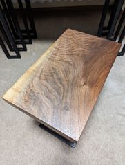 【一枚板】ウォールナット　サイドテーブル　天然木　杢あり