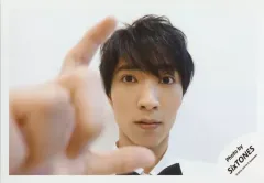 【中古】生写真(ジャニーズ) SixTONES/田中樹/横型・バストアップ・衣装白・右手指2本立て・口閉じ・背景白/「ジャニーズJr.8・8祭り～東京ドームから始まる～」セルフィー/公式生写真