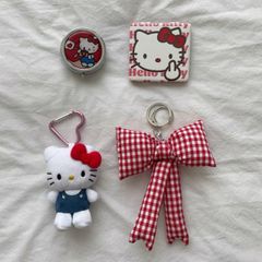Ribbon Key Charm strap 🎀 韓国 バレエコア　リボン ギンガムチェック チェック柄　チャーム キーホルダー キーリング ストラップ キーチェーン スマホアクセサリー　バッグ デジカメ スマホ 携帯 phone 　ぷっくり BOW 雑貨