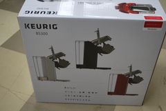 KEURIG（キューリグ）コーヒーメーカー BS300　モーニングレッド　ｋカップカプセル付き