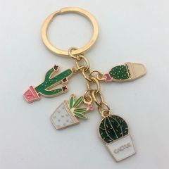 サボテン キーホルダー キーリング チャーム 植物 木 砂漠 トゲ 生命力 癒し 厄除け 成長 お揃い ギフト ペア 贈り物 贈りもの 新品