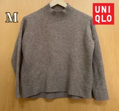 ユニクロスフレヤーンモックネックセーター　長袖　ベージュ　M  商品番号　251-420307