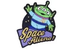 スモ 【送料無料】【ピクサーキャラクター】ワッペン【エイリアン】【トイストーリー4】【トイストーリー】【ディズニー】【アニメ】【映画】【裁縫】【手芸】【アイロンパッチ】【アイロンワッペン】【雑貨】【グッズ】【かわいい】