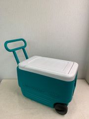 【フォロー割対象商品】igloo イグルー WHEELIE クーラーボックス  35L  アウトドア　キャンプ　フィッシング　行楽　海水浴