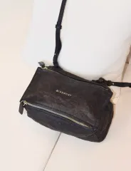 【極美品】ジバンシー パンドラ ショルダーバッグ 2way シワ加工 ブラック 2025年最新】ジバンシー パンドラの人気アイテム - メルカリ