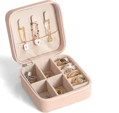 ピンク Yosanda ジュエリーボックス 携帯用 ミニ宝石箱 jewelry box organizer ジェエリー収納ケース 正方形 アクセサリー収納 ケース 人気 レザー ジュエリー収納 省スペース リング ピアス ネックレス 収納 (ピンク)
