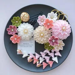 つまみ細工　髪飾り　ピンク　白　成人式　卒業式　七五三【No.45】