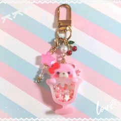 ☆ピンクのくまさんパフェ　バックチャーム　キーホルダー☆