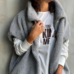 【SALE】スタンドカラーボアベスト  flamingo firm フラミンゴファーム 150290 レディース アウター ベスト ジレ フリーサイズ オフホワイト グレー モカ 黒 ブラック 軽い 軽量 新品 未使用 正規品