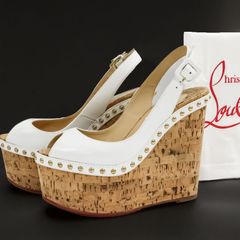 CHRISTIAN LOUBOUTIN ルブタン ホワイト レザー Monico Slingback ウエッジ パンプス 34 21cm ホワイト スタッズ 【WS141】