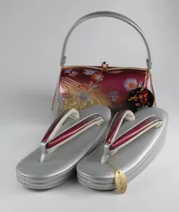 【商品名】振袖に最適　草履バック　光沢のある合皮素材　螺鈿加工　未使用品　Fサイズ　Shops012201