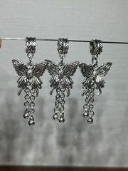 Item thumbnail for item 0f6dfcb9-c18c-40d3-a700-cdb853d49945