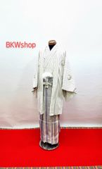 未使用品　紋付　羽織・着物・袴　2.50寸　オリジナルデザイン紋　3点セット　紋付袴　成人式　卒業式　紫ストライプ　梵字模様