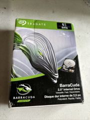 て*ｔ様 未開封品 HDD 2TB SEAGATE PCパーツ ID:3M81 て*t様 未開封品 HDD 2TB SEAGATE PCパーツ ID:3M81 - メルカリ