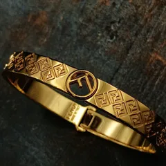 FENDI　フェンディ　エフイズ　ブレスレット　ゴールド　レディース