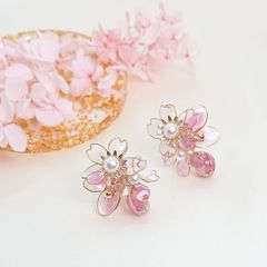 可愛い 春  満開 お花見 桜  【 イヤリング 、 ピアス 】 アレルギー対