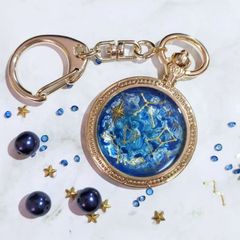 ギャラクシーキーホルダー　ハンドメイド　レジン　星　星座　宇宙