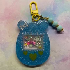 シャカシャカキーホルダー☆たまごっち風 ハンドメイド - メルカリ