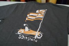 サンサーフ SUN SURF PRINT T-SHIRT SS78929 ”50th State”  Tシャツ